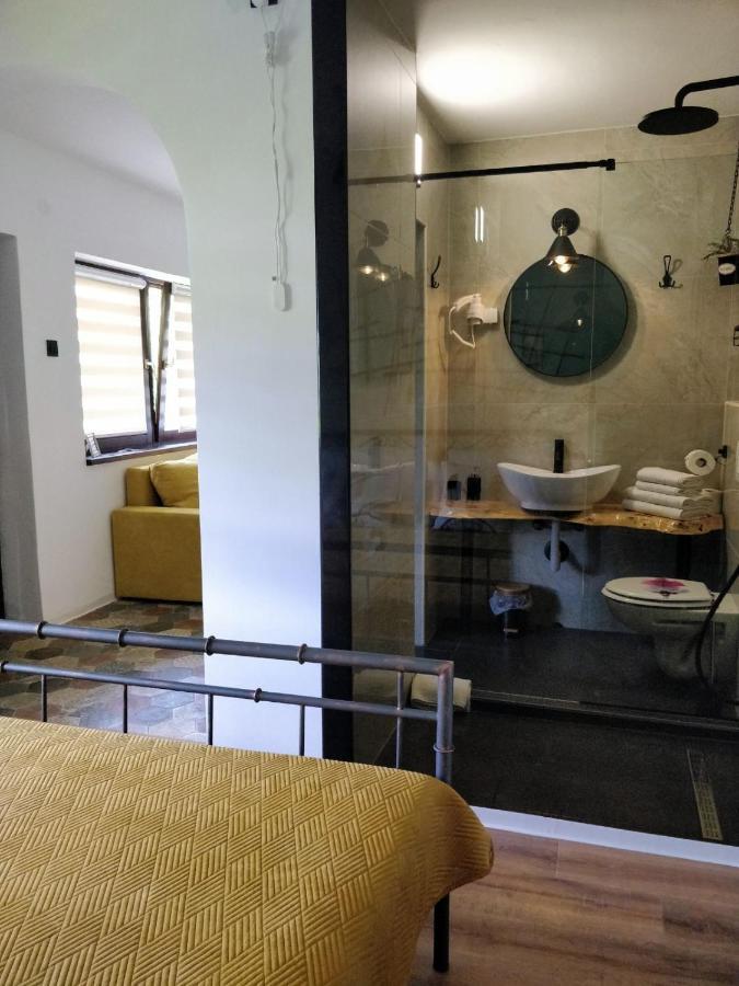 Apartments Celopek Licko Petrovo Selo Экстерьер фото